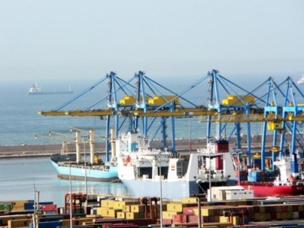 فضيحة :مرشدون في ميناء البيضاء يتقاضون 20 مليونا شهريا