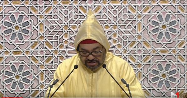 الملك محمد السادس يدعو لدراسة إمكانية فتح قطاع الصحة أمام الأجانب