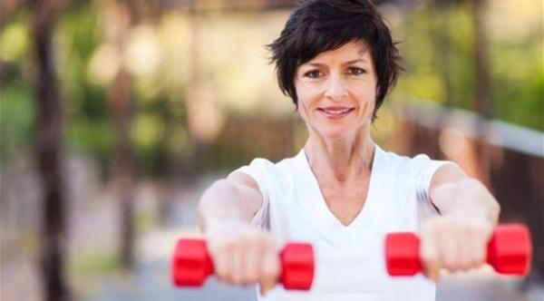 الرياضة في منتصف العمر تحمي من السكتة الدماغية لاحقاً