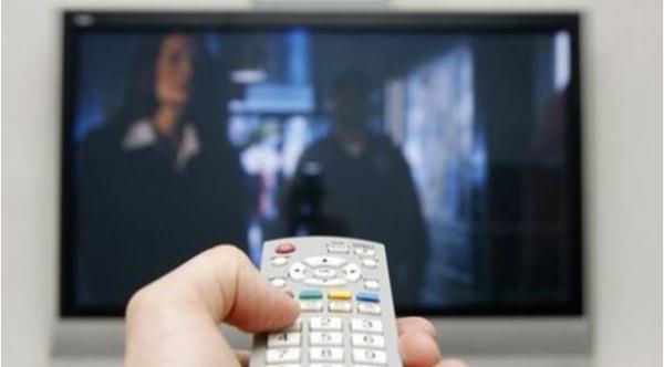 8 مشاكل صحية يسببها التلفزيون غير زيادة الوزن وضعف النظر