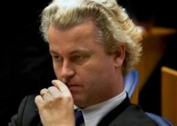 سفير المغرب في هولندا : تصريحات فيلدزر في حق المغاربة خطيرة، لكنه لن يجني شيئا 