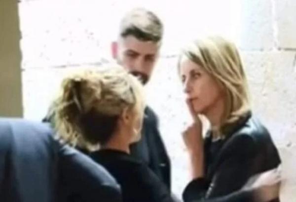 فيديو لشجار حاد بين "شاكيرا" ووالدة "بيكيه" بالشارع العام يثير ضجة على مواقع التواصل الاجتماعي