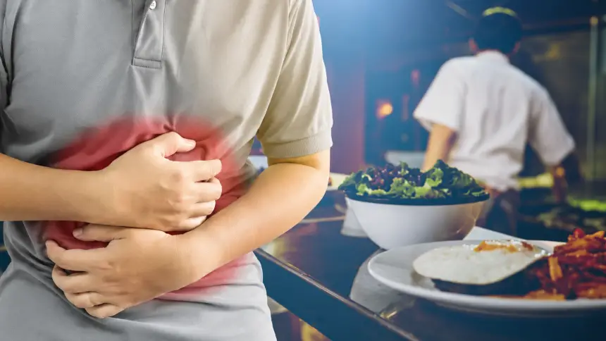 أطباء يحذرون من 5 عادات غذائية تزيد خطر التسمم الغذائى خلال الصيف