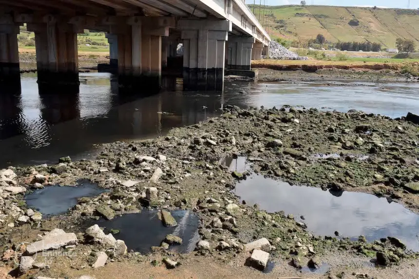 مطرح "أم عزة" يهدد حياة آلاف السكان.. تحذيرات من تسرب مواد سامة إلى سد يزود جهة الرباط بالماء الشروب