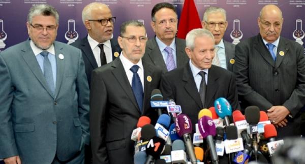 الاستقلال يقلب الموازين و يتمسك بالانضمام للحكومة الجديدة