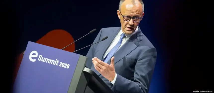 محكمة ألمانية تبت بشأن وصف المستشار ميرتس بـ"القرد المطلي"