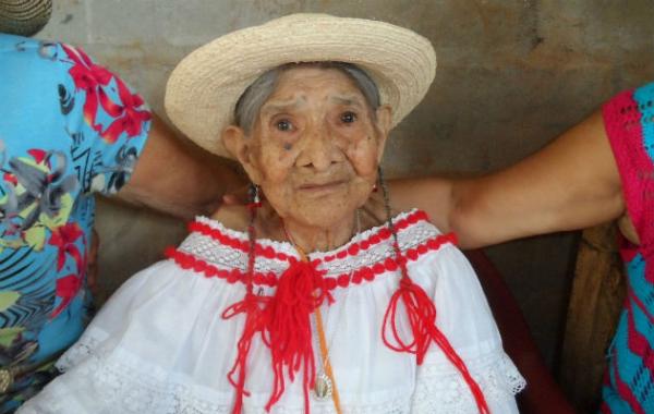 وفاة أكبر معمرة بنمية عن سن 115 سنة مخلفة أزيد من 100 ابن وحفيد