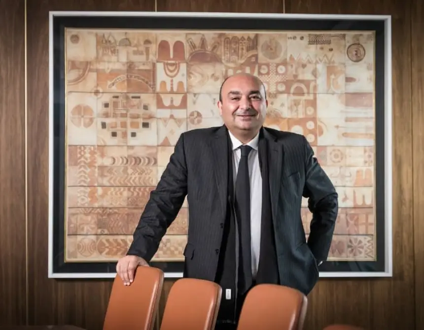 "ذكاء استثماري".. كيف يصنع منصف بلخياط "إمبراطورية اقتصادية" مغربية بمواصفات عالمية؟