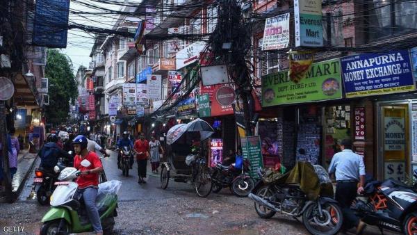 سيارة إسعاف تنقل جثة تتسبب في قتل 6 أشخاص بنيبال