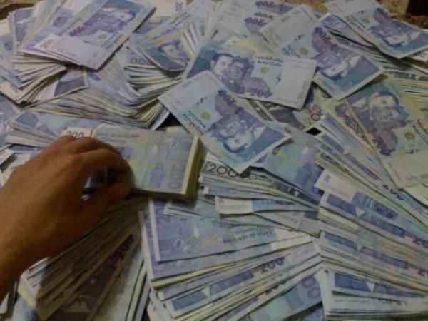 هكذا كشفت علاقة جنسية عن شبكة  لتزوير العملة بالمحمدية