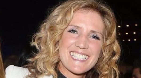 امرأة تتحول إلى حجر بعد لسعة بعوضة