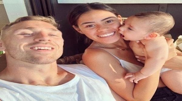 بريطانية تتخذ قراراً غريباً : عدم تلقيح أطفالها