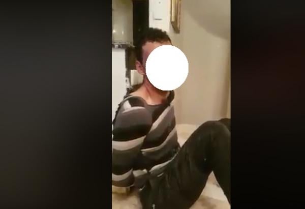 التفاصيل الكاملة لـ"السلخة" التي تلقاها شاب أوهمته فتاة أنها قبلت ممارسة الجنس معه ببيتها فكانت المفاجأة