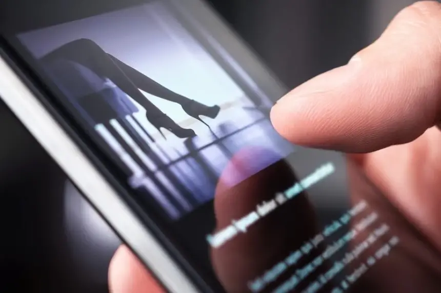 ابتزاز جنسي لمطلّقة بمقاطع حميمية يقود شابًا إلى السجن في فاس