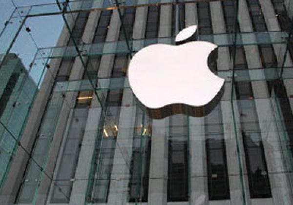 «أبل» تسجل براءة اختراع لنظام تحكم بشدة الصوت حسب درجة «القرب من الأذن»