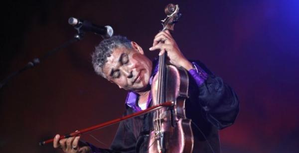 "صدام درويش" يواصل فضح الفنانين و"الستاتي" يسقط في الفخ