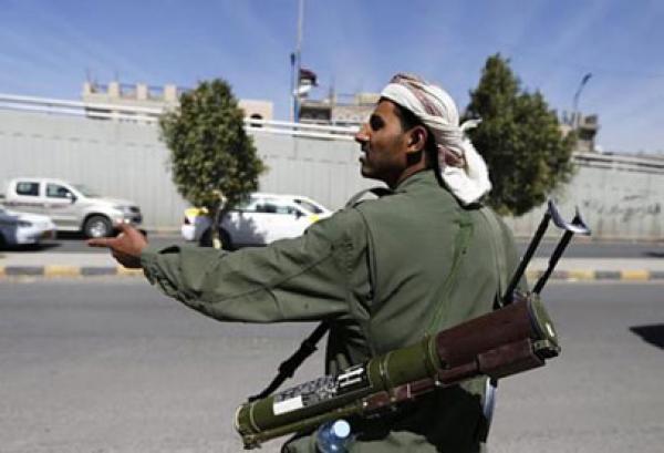 اشتباكات في مطار عدن توقع قتلى وتوقف حركة الملاحة الجوية