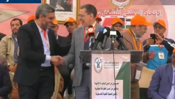 العثماني لم ينتبه للمكروفون : "النقابات مشات و جات و ما خذات والو من الحكومة"