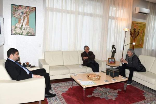 الوزير بنسعيد يستقبل الإخوان ميگري بعد إفراغ منزلهم بالوداية(صور)