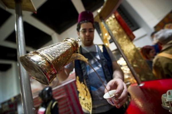 العلماء يحددون أفضل وقت لتناول القهوة