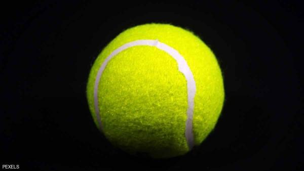 كرة التنس "تمنع" الشخير