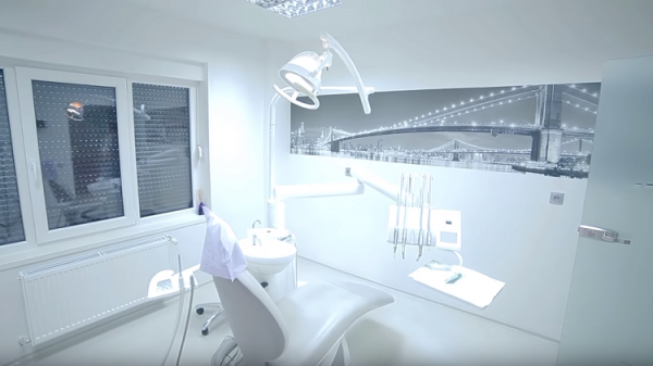 احتمال إصابة 1250 تلميذا أمريكيا بالإيدز والتهاب الكبد إثر "خطأ طبي"