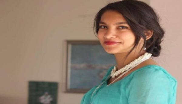 مصرع فاعلة جمعوية وناشطة يسارية شابة بعد سقوطها من جبل ضواحي شفشاون