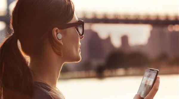 أبل "تحتار" بين 3 تصميمات لـ"آي فون 7"