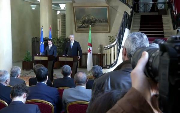 بالفيديو .. هذا ما قاله الوزير الأول الفرنسي في الجزائر بخصوص الصحراء المغربية