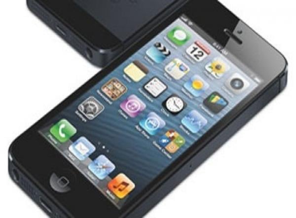 "أبل" تستعد لإطلاق إصدارات جديدة من "آى فون" بشاشات أكبر