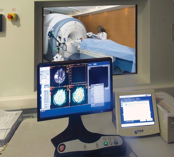 صورة من الأرشيف