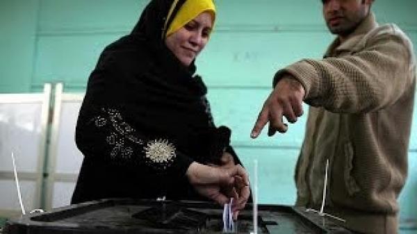 بدأ الاستفتاء على الدستور الجديد في مصر