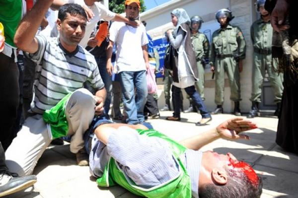 اقتحام عشرات العاطلين لمقر حزب العدالة والتنمية بالعاصمة الرباط