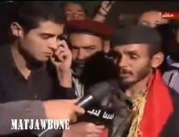 احد الثوار الذين القو القبض على سيف الاسلام القذافي