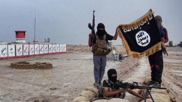 إسبانيا .. اعتقال ثلاثة مغاربة بتهمة تلقين وتجنيد جهاديين عبر الأنترنت 