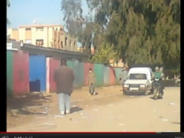 مرشح لحزب الكتاب متهم بتوزيع الأموال يوم الاقتراع (فيديو)