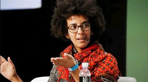 ناشطون من المجتمع المدني يطالبون جوجل بتقديم إيضاحات بعد "تسريح" باحثة سوداء