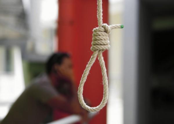 مؤلم.. رب أسرة بالبيضاء ينتحر في أول أيـام رمضـان