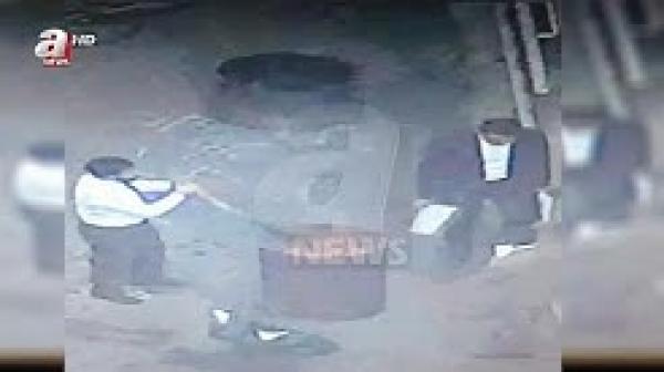 شاهد: إحراق أوراق داخل القنصلية السعودية في اسطنبول بعد اختفاء خاشقجي…