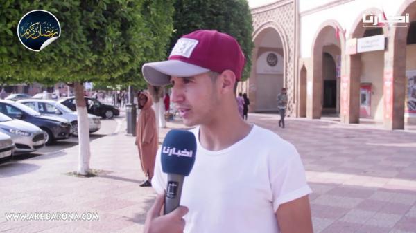 من يشجع المغاربة في نهائي عصبة الأبطال .. محمد صلاح أم أشرف حكيمي؟؟