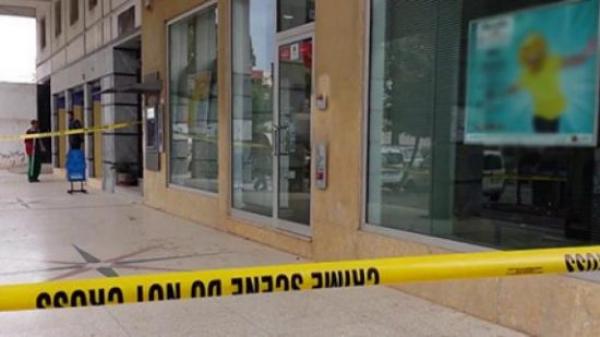 مجهولون يقتحمون وكالة لتحويل الأموال  بطريقة غير معتادة ويسرقون مبلغا ماليا مهما