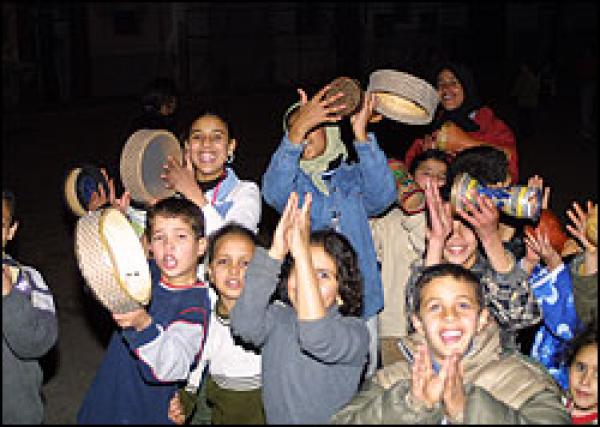 عاشوراء بعيون الشباب :قذائف مائية