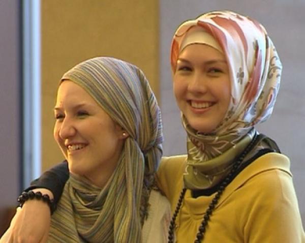 برلمان الشيشان يقر ارتداء الحجاب في المدارس