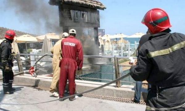 حريق مهول بأحد المركبات السياحية بعين الدياب