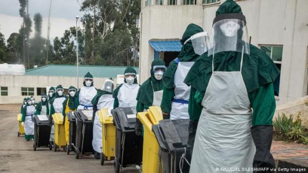 أفريقيا تئن تحت وطأة نفايات كورونا، فما الحل؟