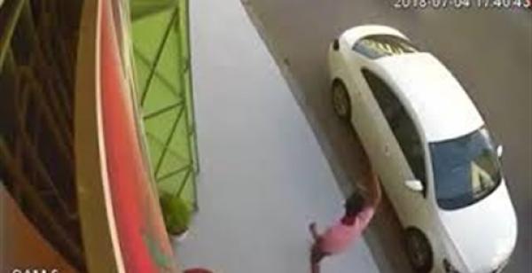 لص يسرق سيدة داخل سيارتها بمدينة تمارة