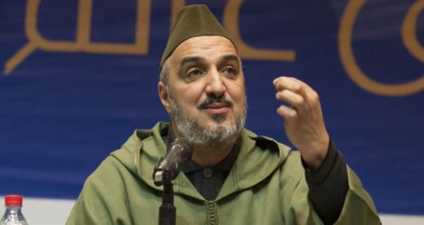 المقرئ أبو زيد .. صاحب نكتة البخل ضد “سواسة” يحاضر بأكادير‏