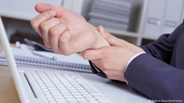 نصائح بسيطة لعلاج أو التخفيف من بعض آلام اليد