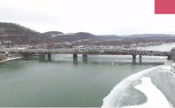 بالفيديو: لحظة تدمير جسر مائي بالمتفجرات