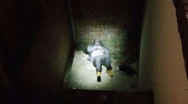 القبض على لص سقط من ارتفاع 20 قدماً